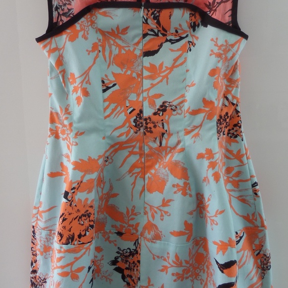 Nanette Lepore Dress in size: 4 - Picture 6 of 13